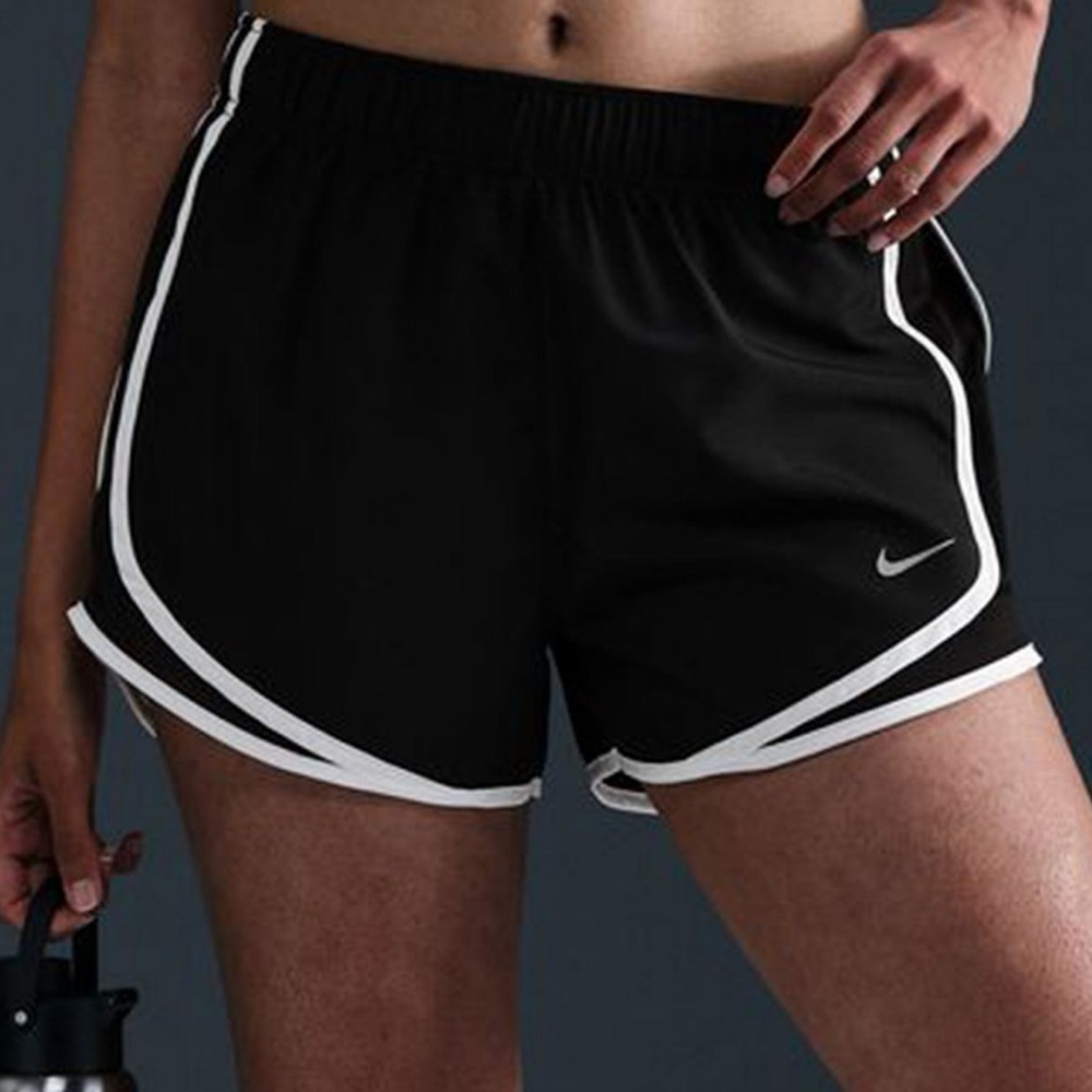 Women's Nike Tempo Dri-FIT Mid-Rise 3-in. Running Shorts
